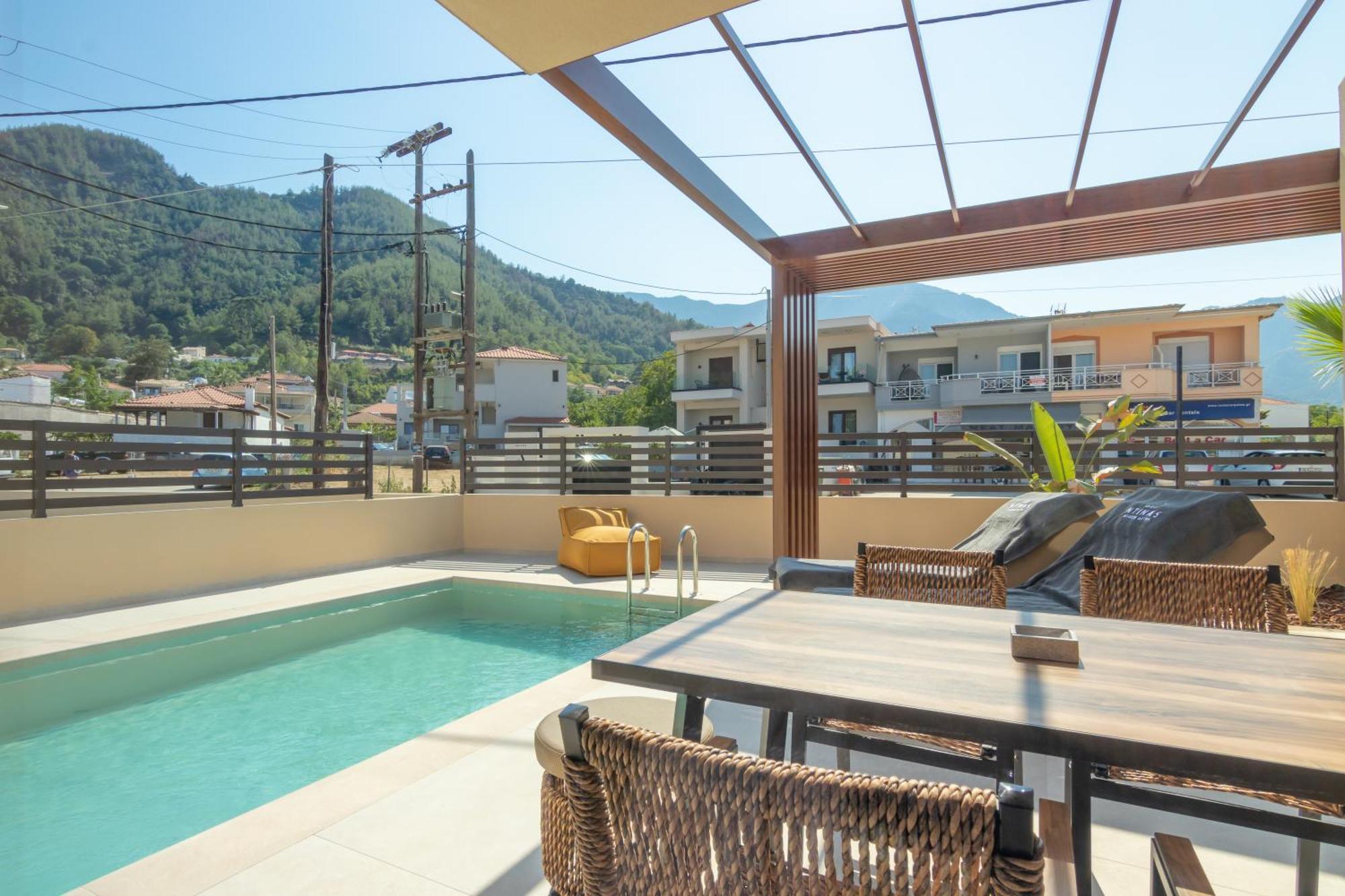 Ntinas Seaside Villa